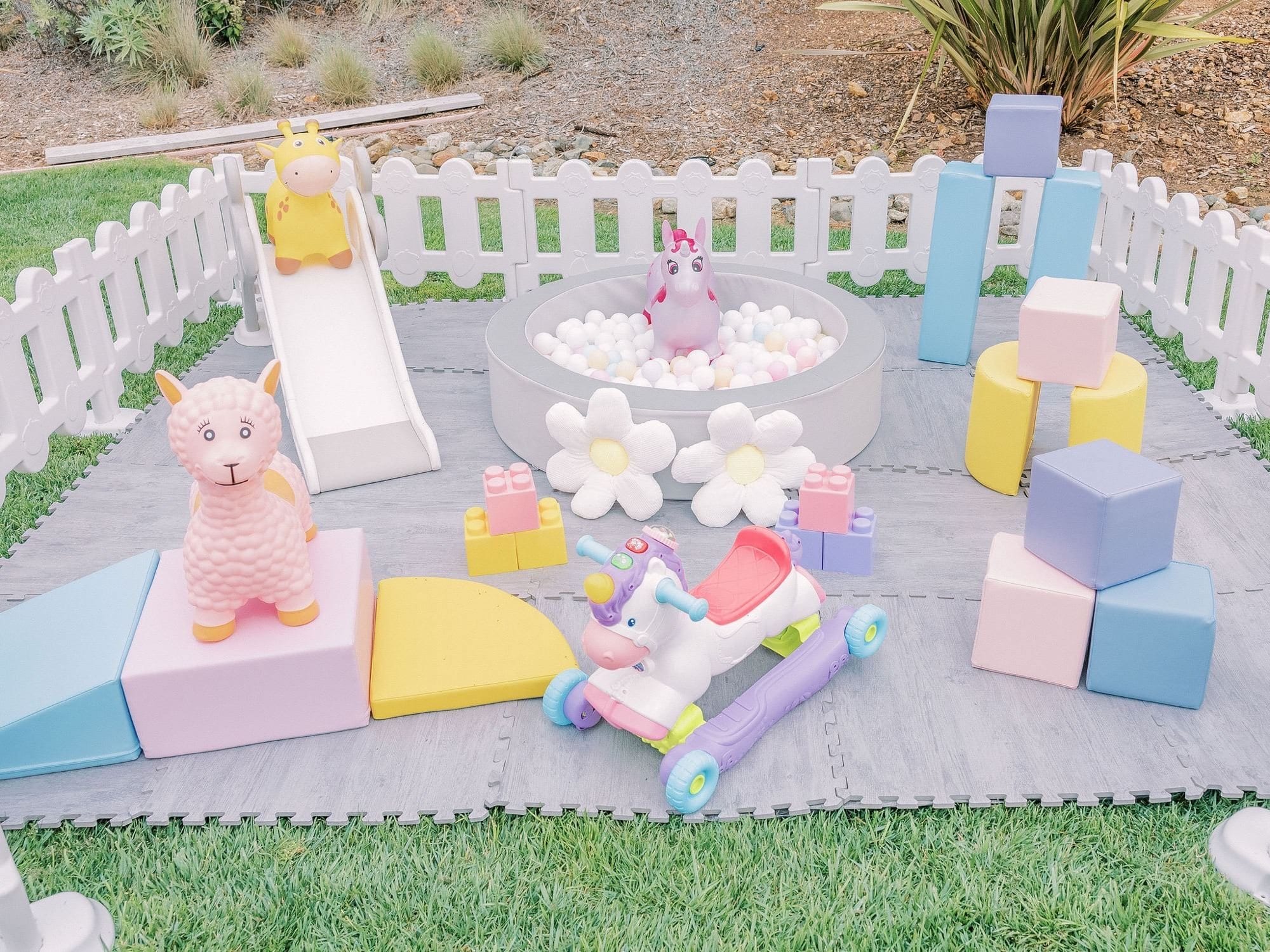 Kids party rentals in Rodeo, California