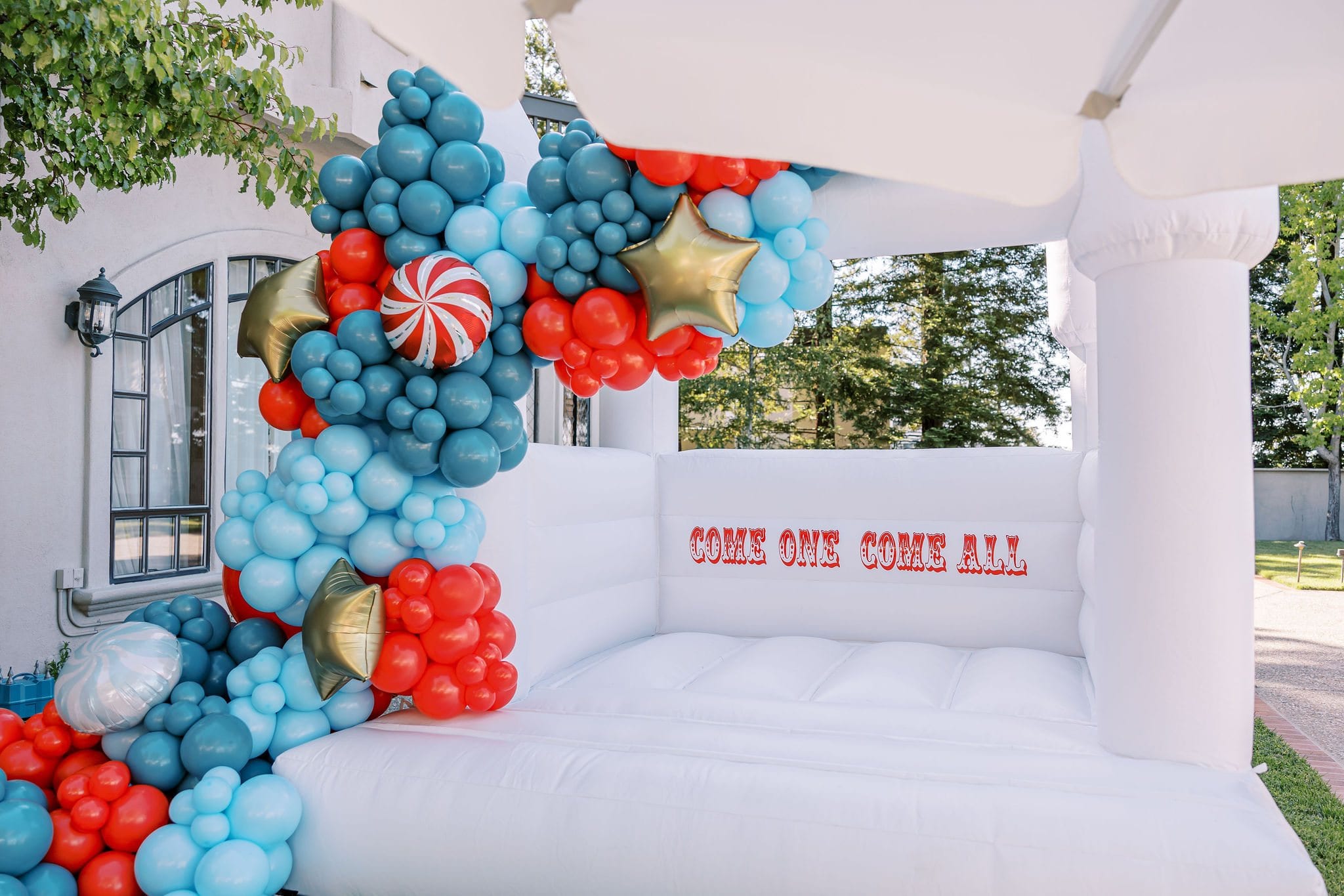 Kids party rentals in Ross, California
